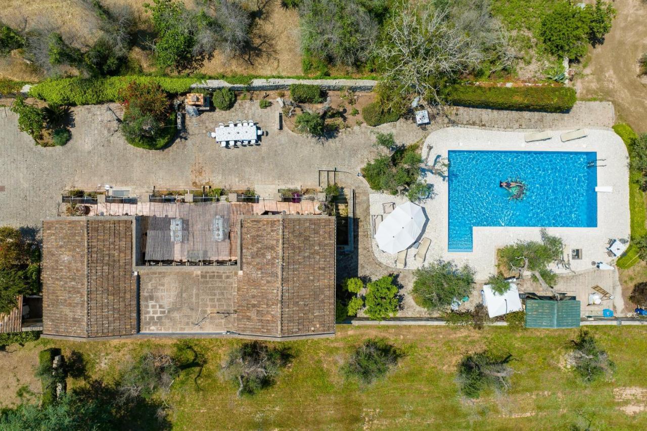 Casa Ulmi Con Piscina Bed and Breakfast Uggiano La Chiesa Εξωτερικό φωτογραφία